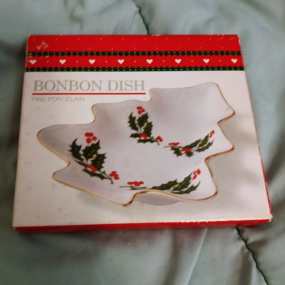 Bonbon Holiday Tree Dish
